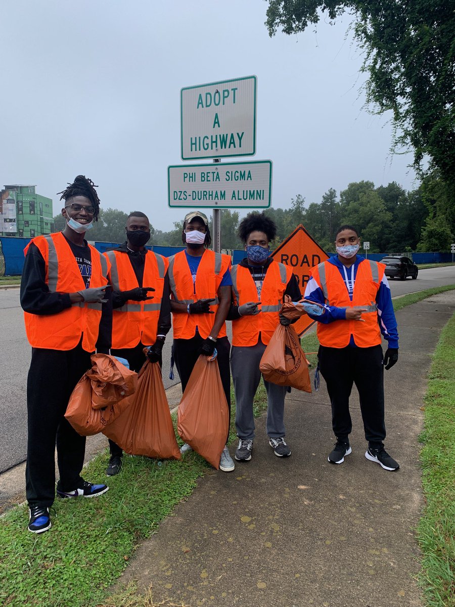 PBSGammaGamma's tweet photo. Today the brothers of the Gamma Gamma chapter of Phi Beta Sigma Fraternity inc &amp; @bullcitysigmas participated on Service Day by picking up trash on their adopted highway. #gomab 🤘🏾 https://t.co/9c4RFyAyZ1