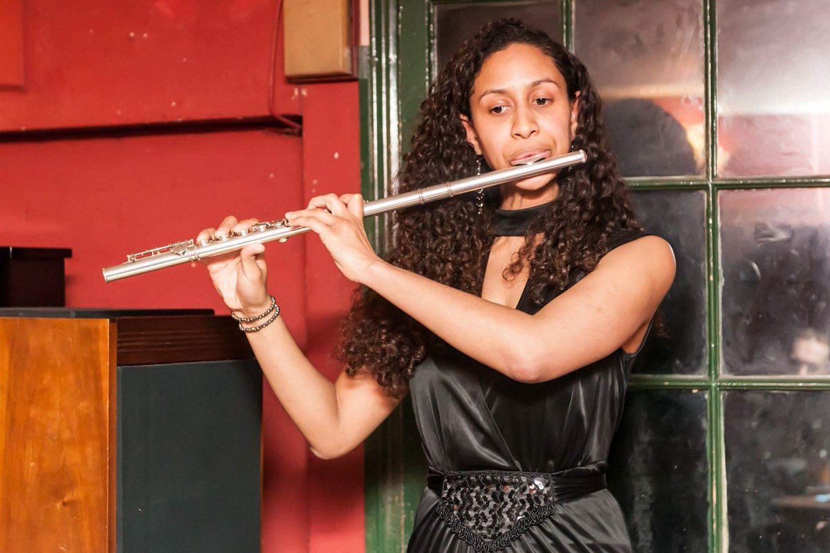 Hi day 2 of  @BlackInArtsHums  I’m a flautist, flute teacher & music educator in early years, schools, higher ed & adult learners. I’m expanding my repertoire of flute music by Black/African composers to share through performance, teaching and research   #ShowMeTellMe