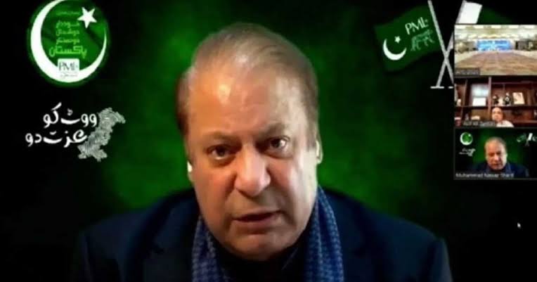  #NawazSharif made his speech on September 20th but on Sept 17 I explained how firm he is on his stand that militry has to be thrown out from governance, politics and foreign affairs of Pakistan like any other democratic nation.But now he has gone too far as it is now or never.