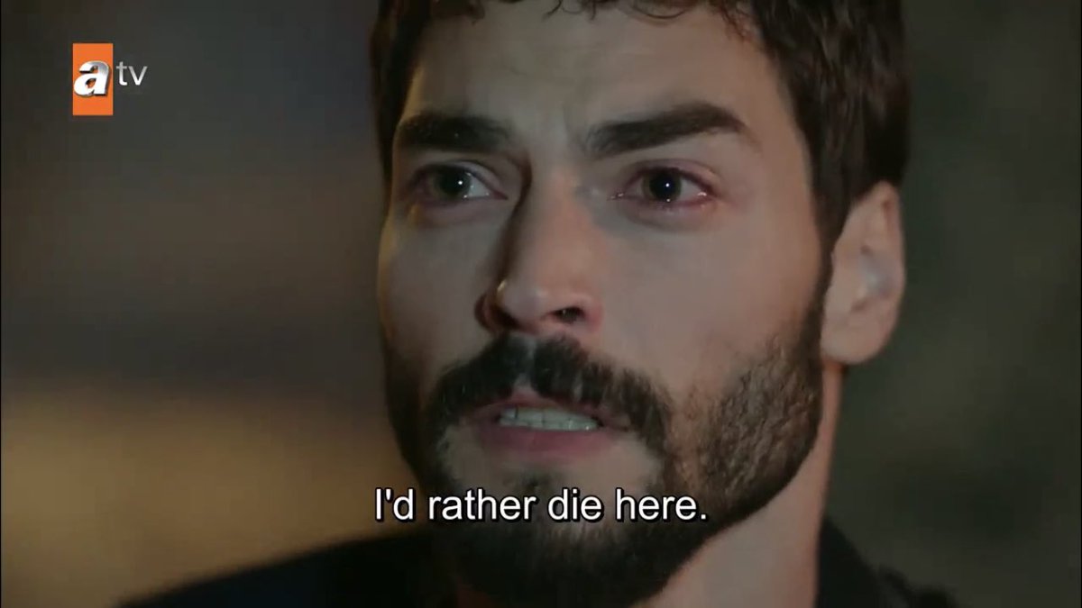 HE GOT ON HIS KNEES HE’D RATHER DIE THAN HAVING HER NOT BELIEVE HIM SHUT UPPPPPPPPP  #ReyMir  #Hercai