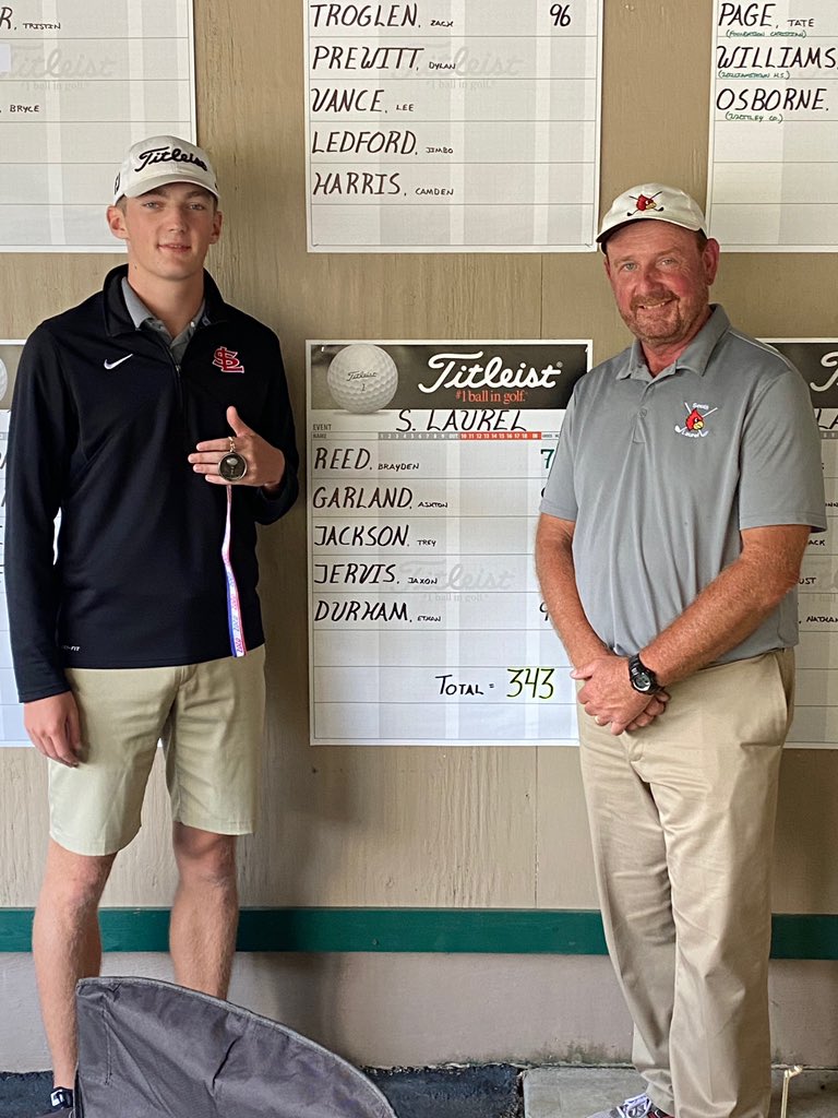 slhsgolf's tweet photo. Brayden Reed (2022) fires a 71 to take the win at the Pulaski County Invitational in Somerset today.  #slfamily #londonky #southlaurel https://t.co/U86xWLRTPw