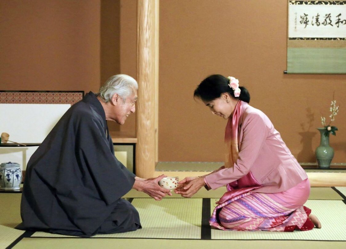 KilingeD's tweet image. #PROTOCOL 
A ceremony is not simply a series of #protocolrules handed down over time but is a meaningful event that springs to life due to the efforts of those participating. #protocolmatters