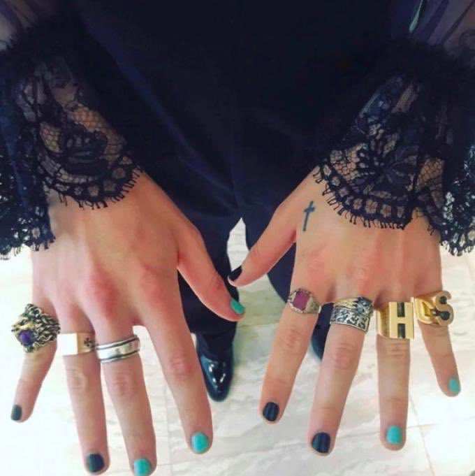 ICONIC colored nails and rings  #HarrySyles