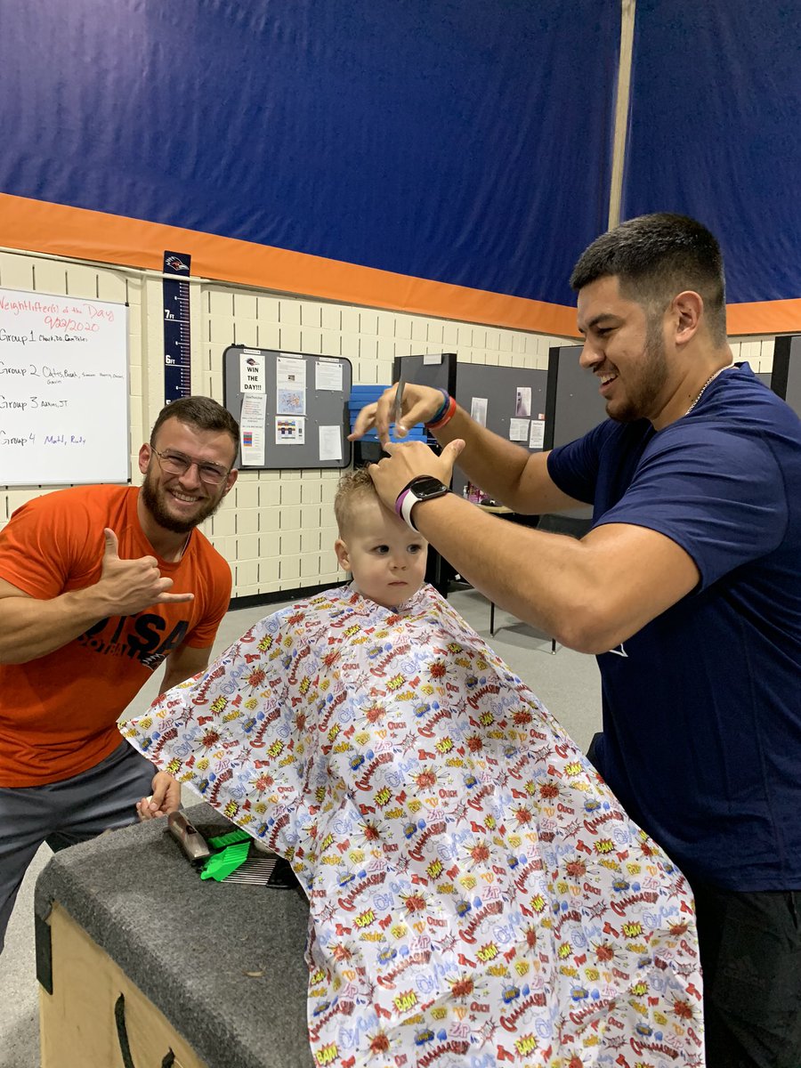 Coach_Filo's tweet photo. My man @Acosta_012 gave Colton his 1st big boy cut!!! Thank you Andrew this was very special to me and my wife!!! #haircutinaweightroom #ColtonMichaelFilo #PerfectEffort https://t.co/PabYF4Lj0o