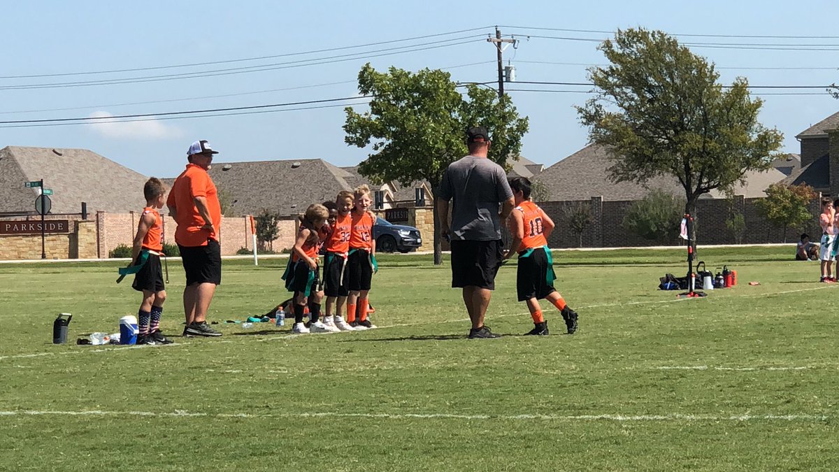 CoachMarsh22's tweet photo. If flag football time! #3rdGrade #MattMatt #WeAreTheBearcats https://t.co/wGRlmQTyyT