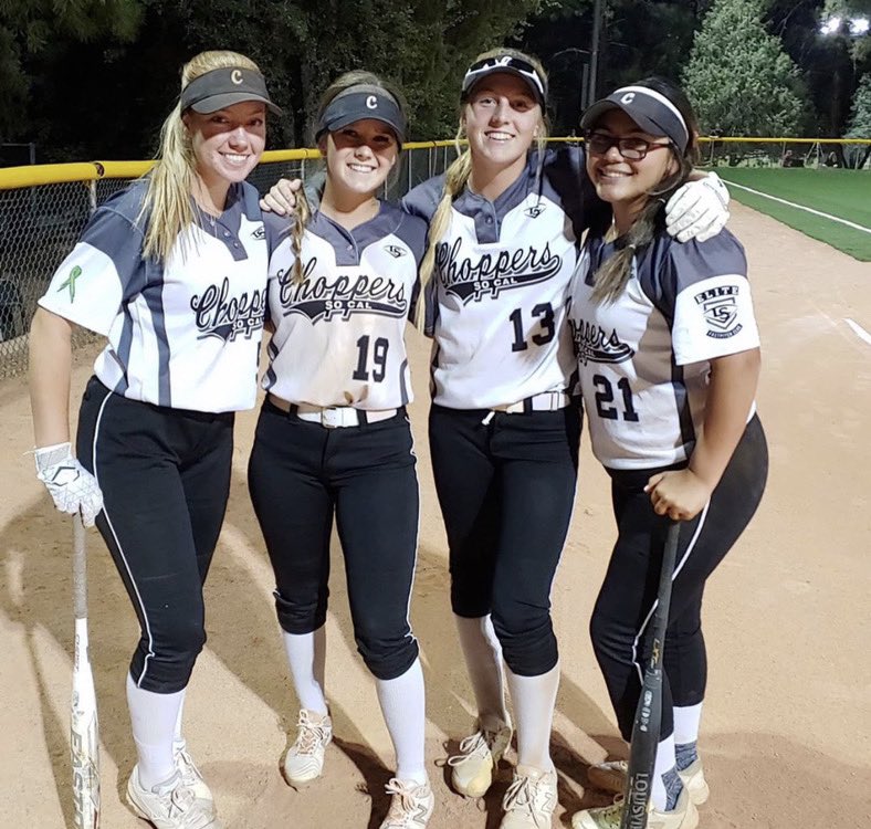 BrooklynDowdle's tweet photo. Top 16! Top 4 from Choppers!💕@MARIALUNA248 @delaneyy_13 and Tay😂 https://t.co/tJ8jZH91Xg