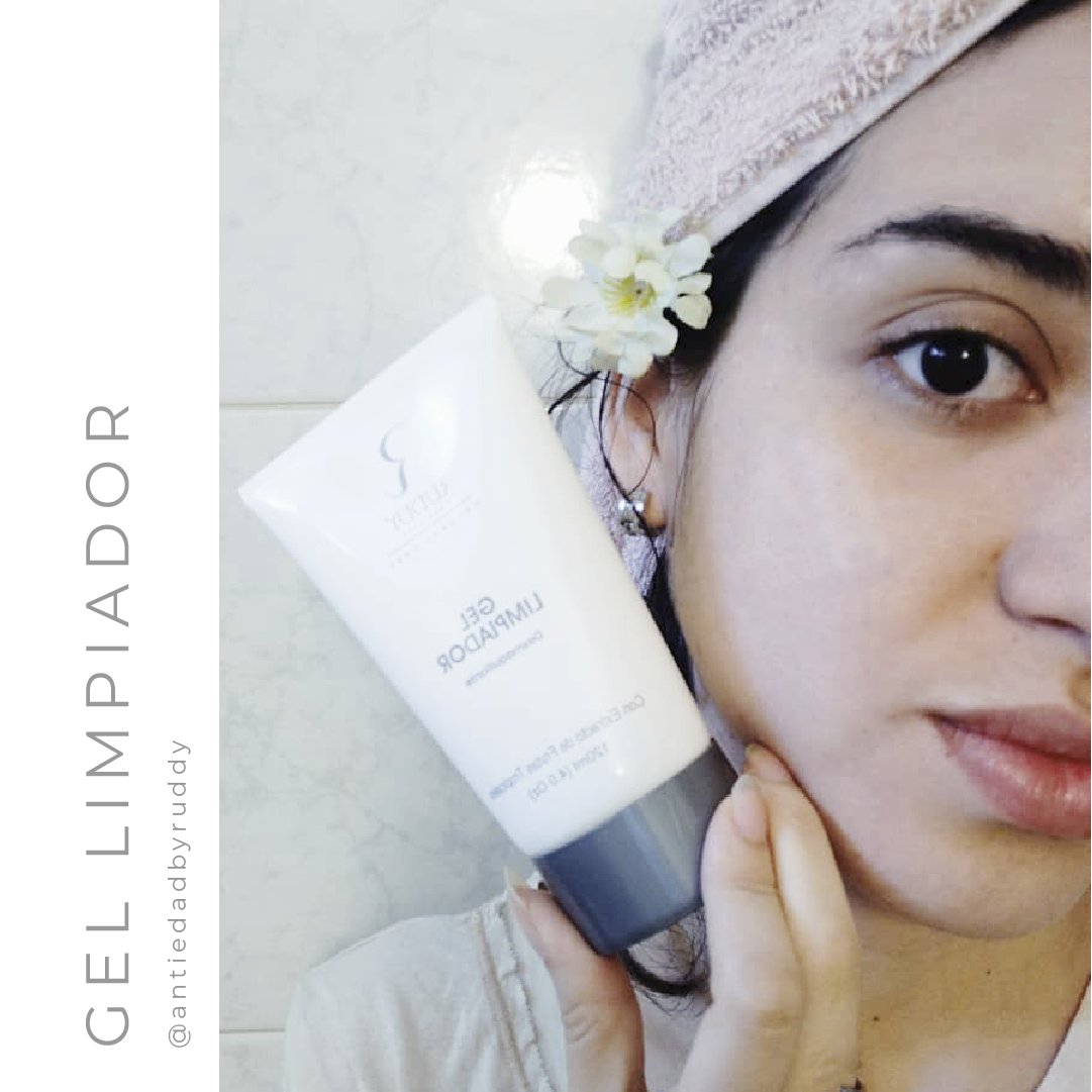 RRNaturalCare's tweet photo. "El gel limpiador se puede utilizar para limpiar tu rostro, para remover el maquillaje, con su agradable olor a frutas tropicales, mi favorito de todos los productos que tengo de skin care, además ayuda a dejar mi piel suave e impecable. Me encanta." Jorelis H. MUA https://t.co/43b7RTMpGs