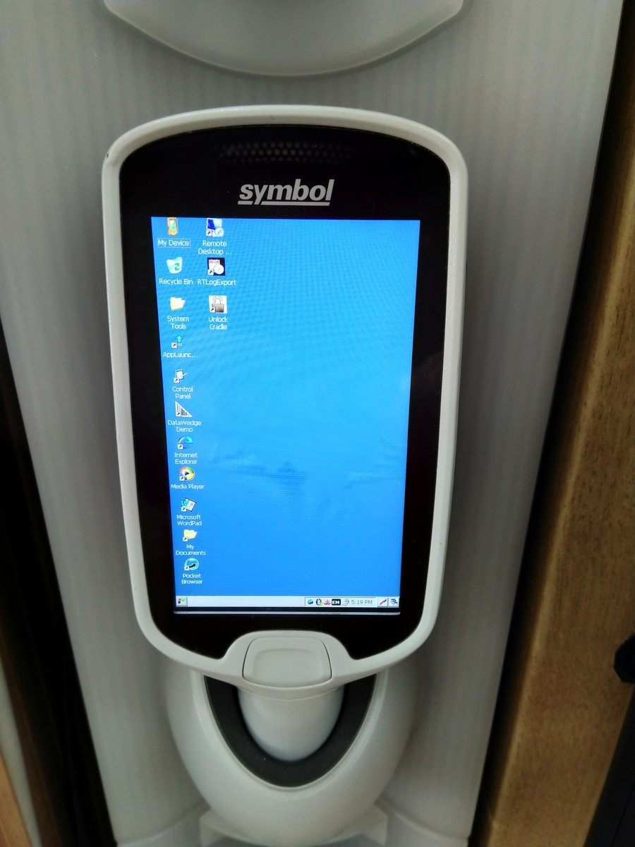 shweeney's tweet image. Tesco's self scanners appear to be running Windows XP.