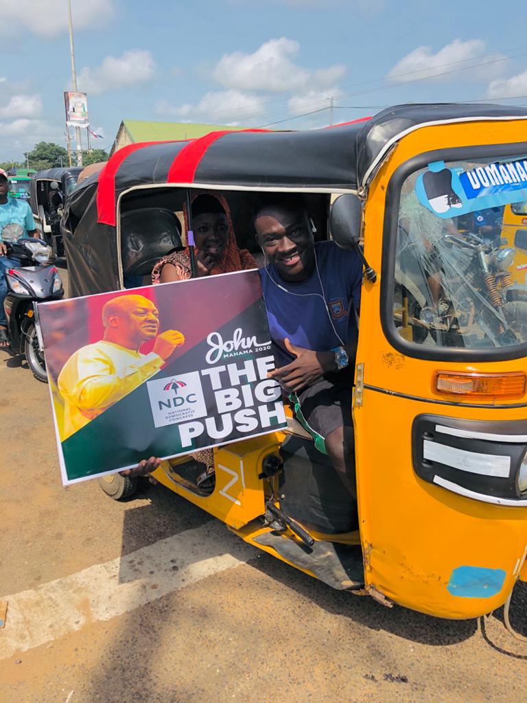 ToneClarus's tweet image. For party 🇰🇼 and country 🇬🇭
We are in this together
#StreetCampaign
#ThePeoplesManifesto
#TheBigPush
#JohnMahama2020 
#JMandJane2020 
#RescueMission