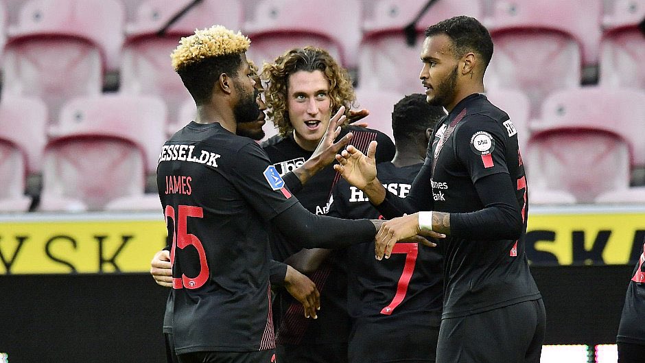 👉🏼 90 minutos más para el central <a href="/ManjrekarJames/">Manjrekar James</a> en la victoria de <a href="/fcmidtjylland/">FC Midtjylland</a> en el MCH Arena (1-0) ✔️

#SuperLiga 🇩🇰⚽️