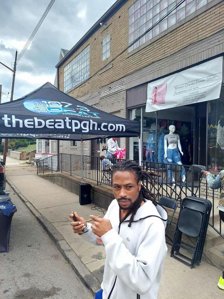 Join Mike Dean and the Street Team at the Grand Opening of Mrs.Wright Closet Fashion Boutique 
Today from 2p-4p at 2306 Brownsville Road 
They will be open all day from 1p-8p with a Open Bar and more ! Must wear a mask. Live DJ, female fashion, in all size,  for any occasions