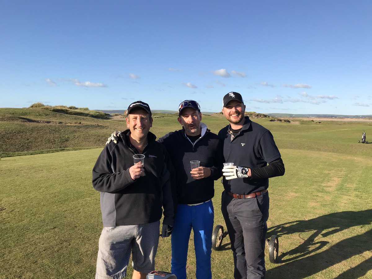 simoncrichton's tweet photo. Loved playing @RNDGolfclub and meeting the course marshal, he gave us a bottle of wine as the 7th was being retired after 150 years! And I parred it at 17.30pm, was I the last ever? https://t.co/OLPReT72O7