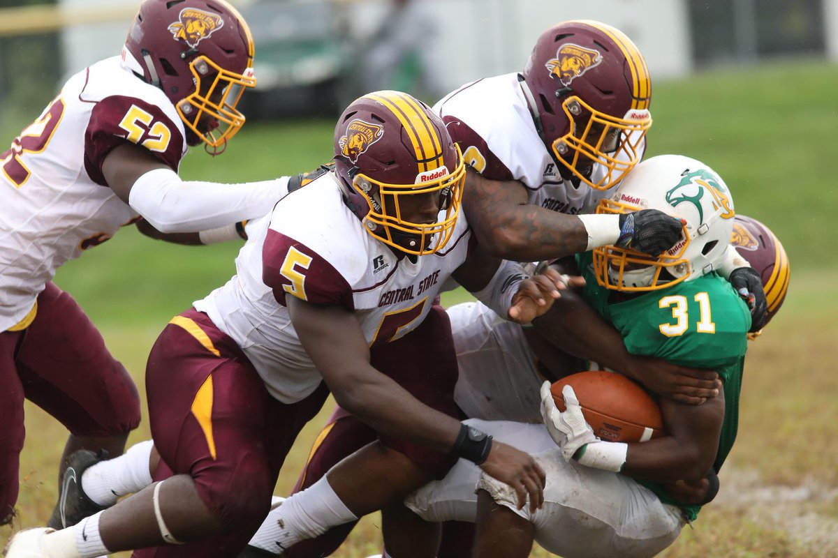givens_diontae's tweet photo. Blessed to Recieve my 4th offer to Central State university  #GoMarauders ✊🏽 https://t.co/ek8lDbh1NV