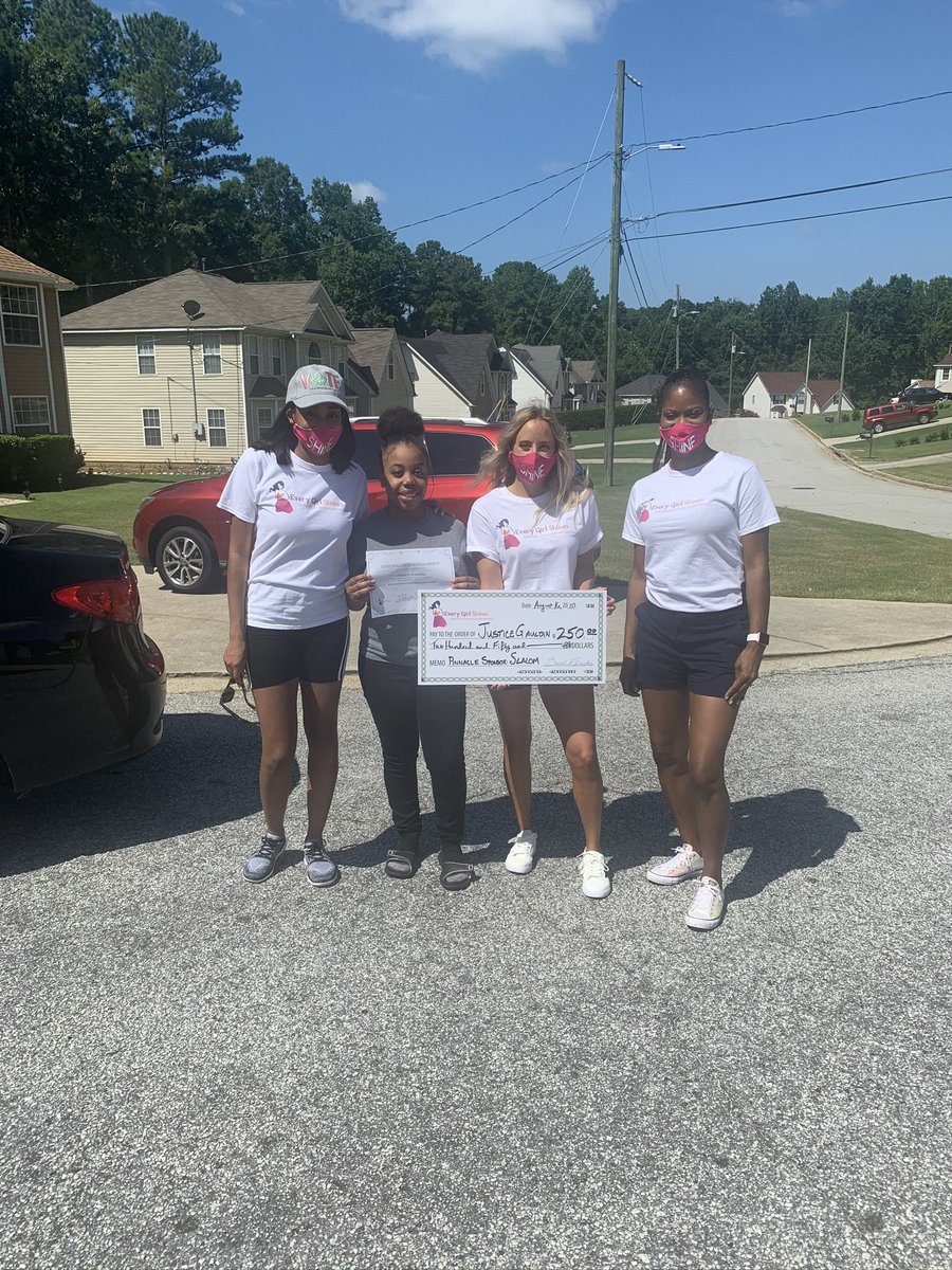 EveryGirlShine's tweet image. The @EveryGirlShine team is proud to announce the launch of our scholarship program. This year, we were able to award two scholarships to our stars Kennedy &amp;amp; Justice. #EGSMentoring #lovingleadingliving #everygirlshines