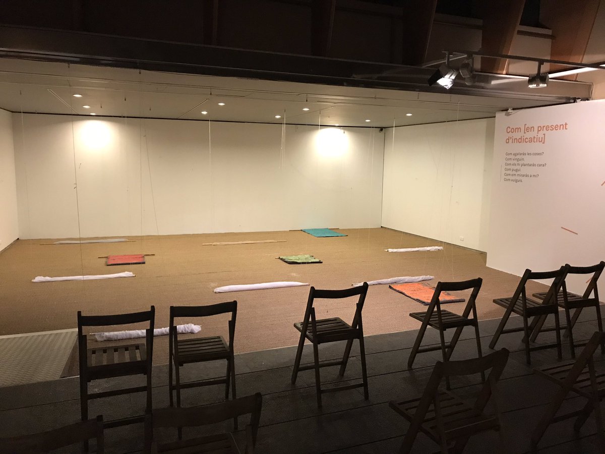 macmataro's tweet image. Tot preparat per començar #com1 amb Carlos Bunga + Joana Roda + Pía Sommer ✨ a #CanPalauet i instagram live 📺
@CulturaMataro