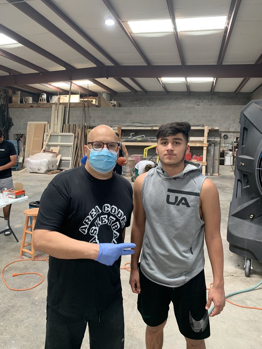 JustinSolis20's tweet photo. @areacodes Thank you for this incredible opportunity! https://t.co/mpyo72t2xA