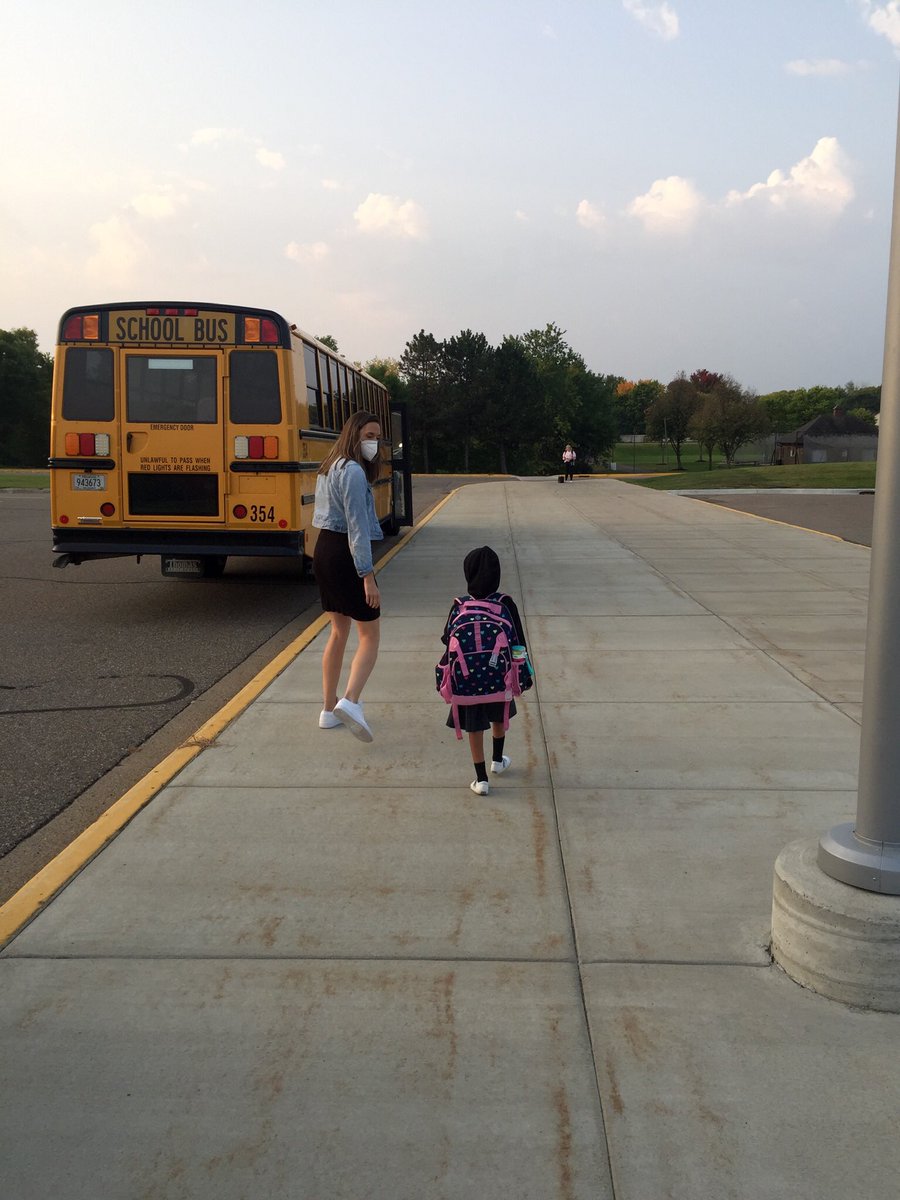 Teaching in a pandemic isn’t easy, but the relationships see us through. If you’re feeling stuck in muck, you have a #choice You can find the things that aren’t working or put energy into finding the ppl who are making it work for kids. Look for the helpers. #AVHSGratitude