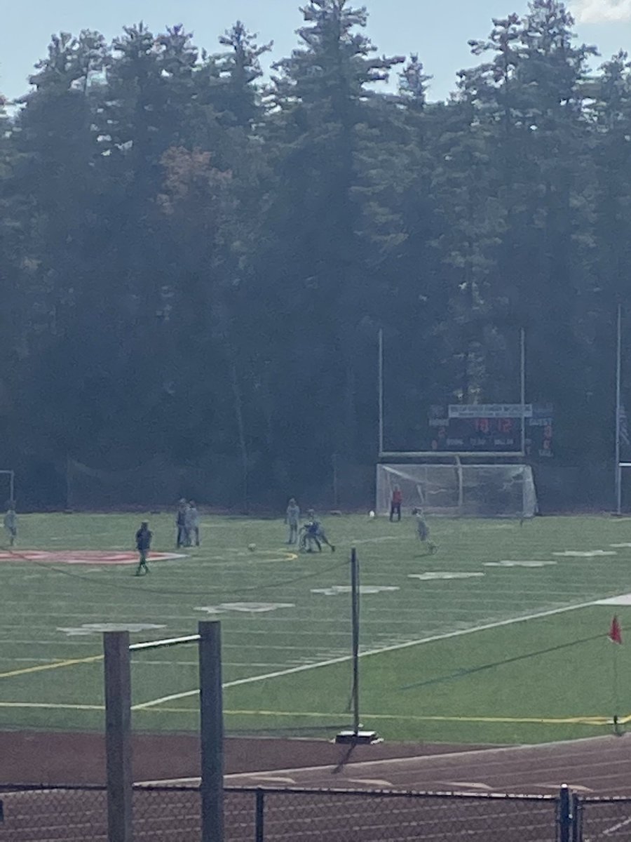 GHSGirlsSoccr's tweet photo. At half of the varsity game ⚽️⚽️⚽️

@GoBHSBulldogs 2
@GHSGirlsSoccr @GHSSPORTS21 0

Some good opportunities at the net ladies...Keep up the intensity! https://t.co/je9nqHO11g