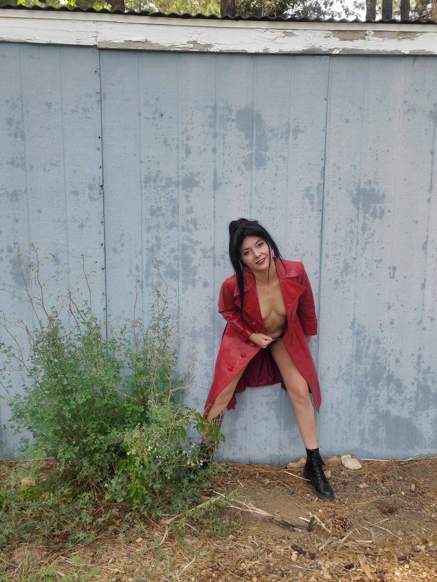 VickyKittyXO's tweet photo. @PayPigHero Hey ill be your #sugarbaby and treat you just right love.
https://t.co/SLBfgHsTFz if you want to see more https://t.co/pJi219qguC