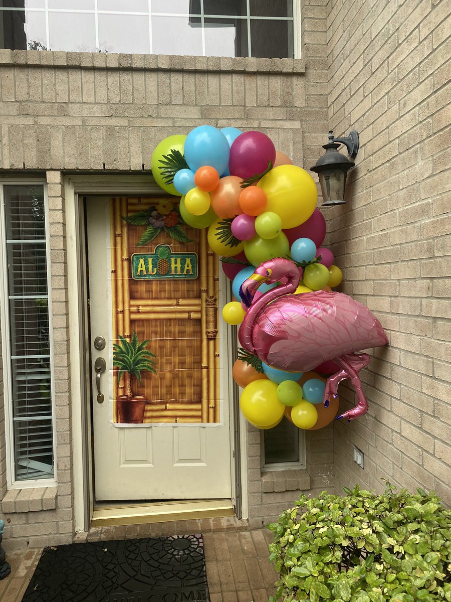 Ms. Collins tweet media