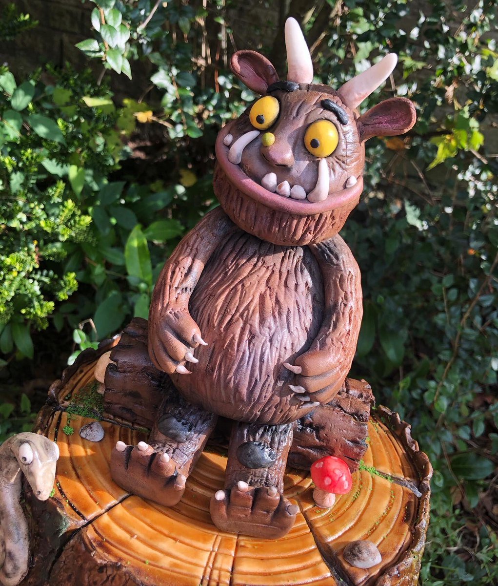 Thatlittlecakeplace tweet media