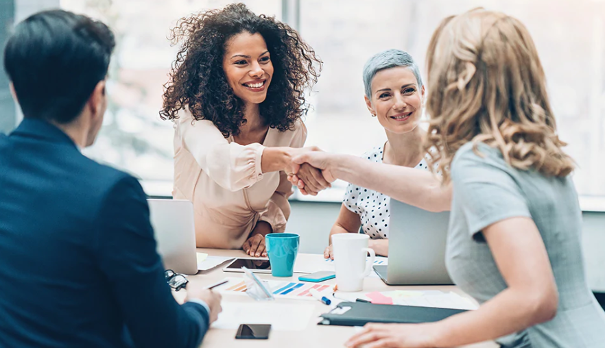 tecmcr's tweet photo. Join @OneMcr for their free five week  #WomeninBusiness #onlinecourse and learn how to develop your ideas, develop a positive mindset and more. 

Interested? Find out more here and join them on 13 October: https://t.co/xTYtMUkQC3 https://t.co/EpjxnWyasR
