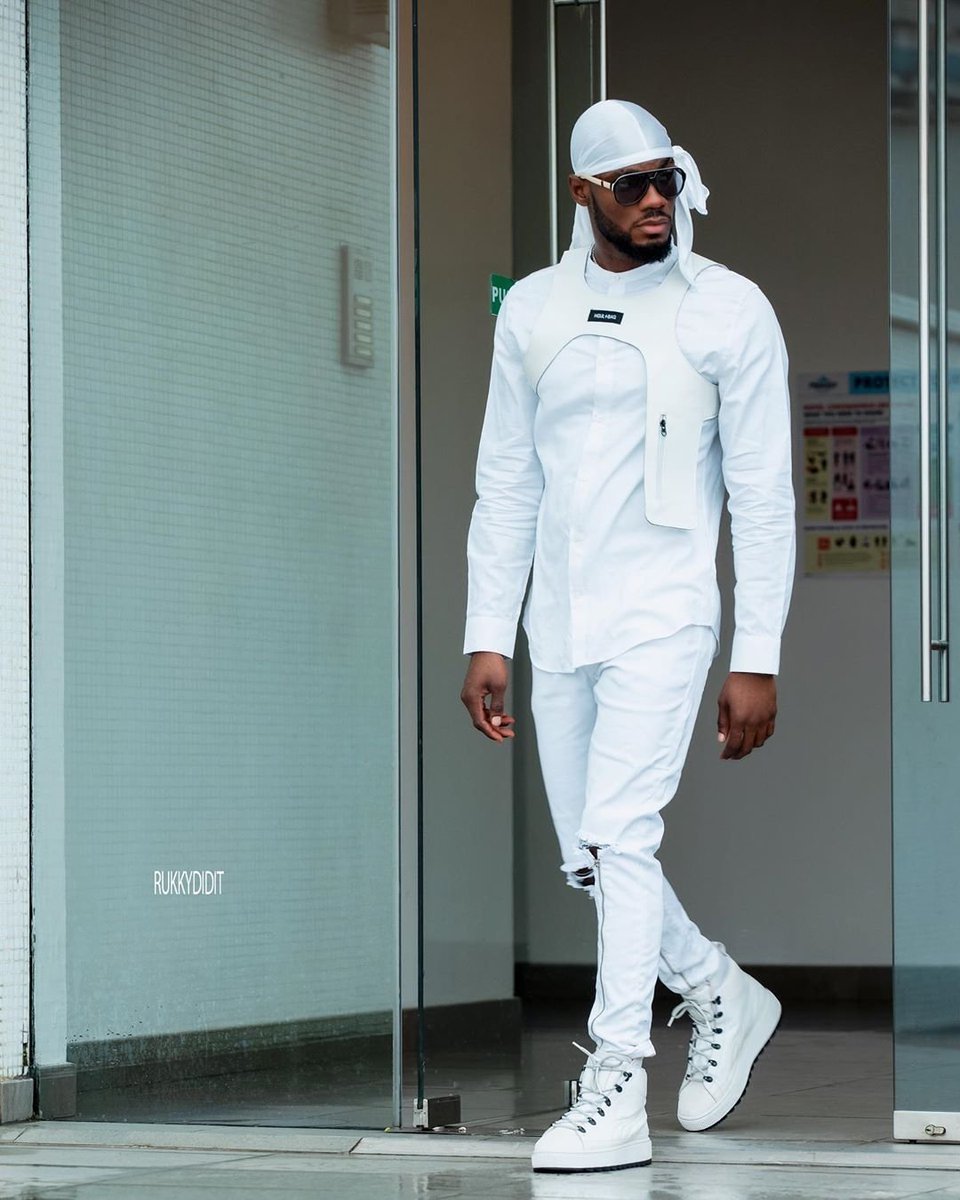 BonaNaija's tweet image. #BBNaija Prince or Ozo outfit tonight? Like for Prince RT for Ozo bonanaija.com.ng #OZOxAllWhiteParty