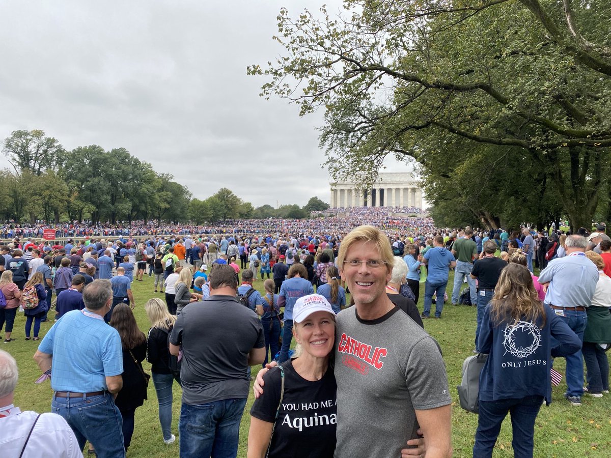 I was hoping to live tweet this, but cell and Internet were jammed. Very encouraging to see so many thousands of fellow Christians praying for the country. #PrayerMarch2020