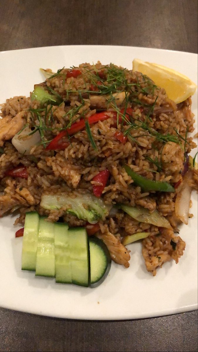 Lux Thai in East Dulwich, London is probably one of the most under rated non- chain Thai restaurants in South London. It’s not about the look, it’s about the amazing taste 💙