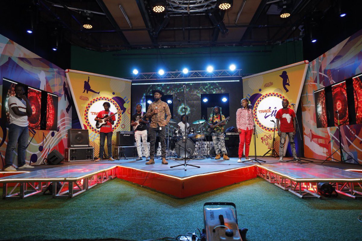 Mollage_'s tweet photo. That was a good show ππ½ #TraceKambaNight
@TraceEastAfrica https://t.co/ZeqSKA3eDl
