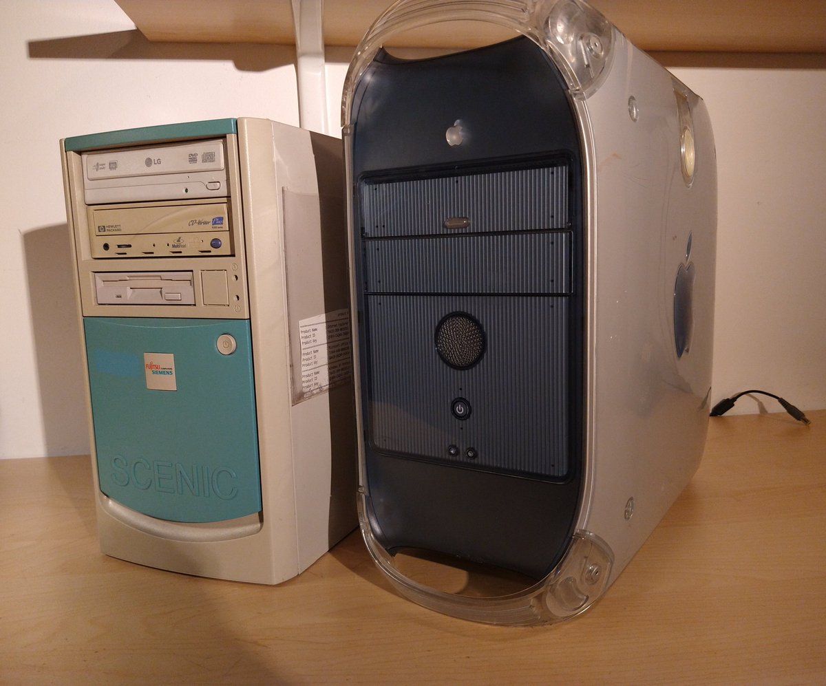 That being said, it's still interesting to compare this machine to a PC of the same era, especially since this is the first desktop mac of my collection.