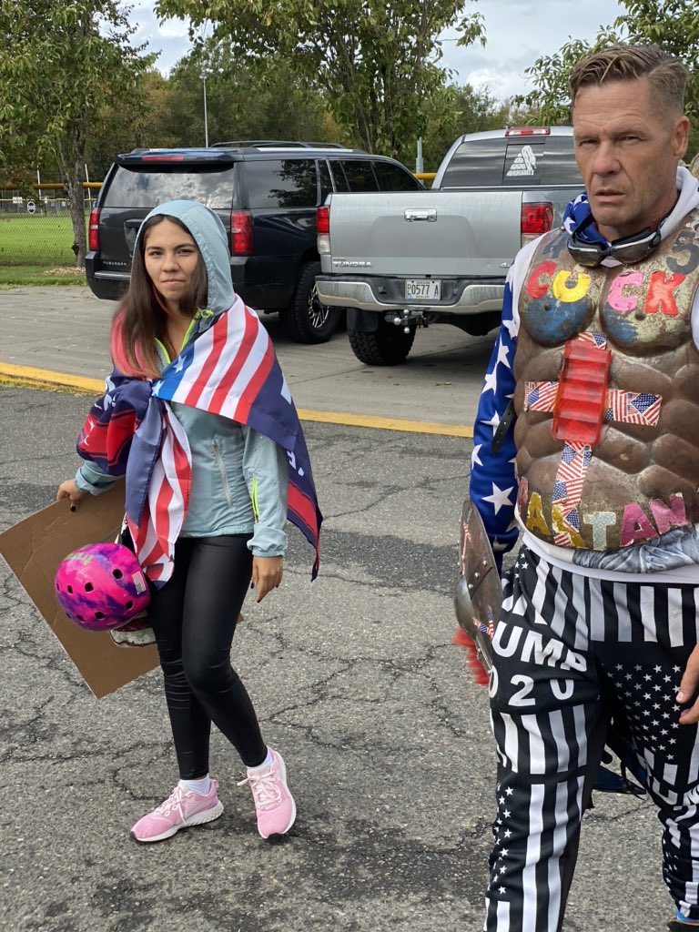 “Based Spartan” and his adult daughter, Bianca Turano, just arrived to Delta Park