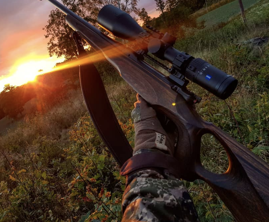 Mauser_USA's tweet photo. Seize the day(light).
π·: Aigars StrelΔvics
#mauserusa #mauserm12 #mauser #m12max #mauserm12max #hunting #gonehunting #huntingphoto #huntingrifle #dreamgun #gun #rifle #firearms #hunters #huntinggear https://t.co/s8CpxZ7sNZ