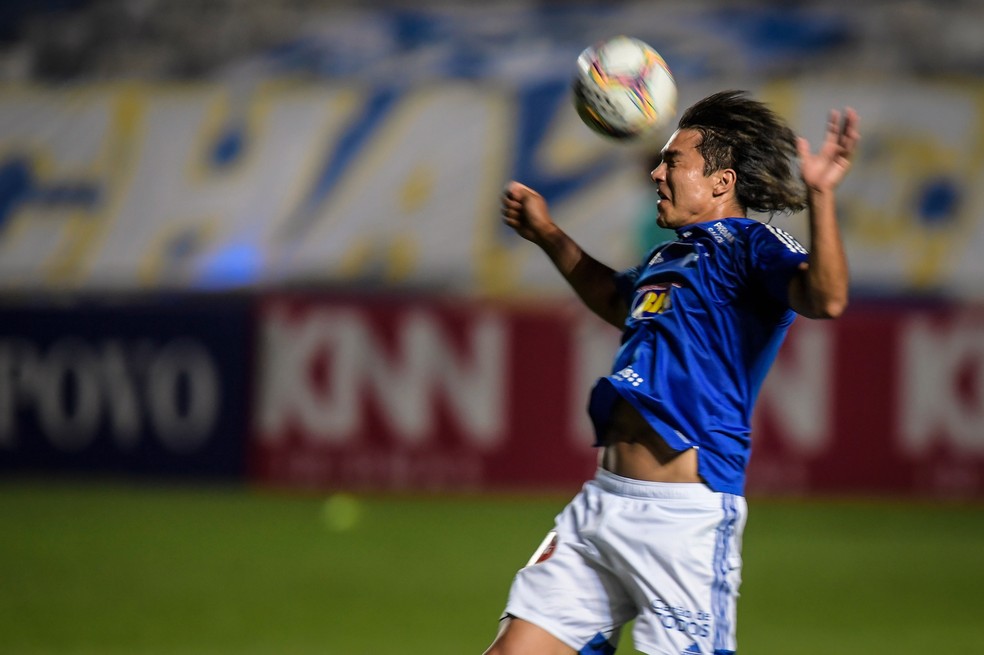 geglobo's tweet photo. Rivais pontuam, e Cruzeiro volta à zona de rebaixamento para a Série C https://t.co/4cfxHWpoHZ https://t.co/AqjsgSn5iK