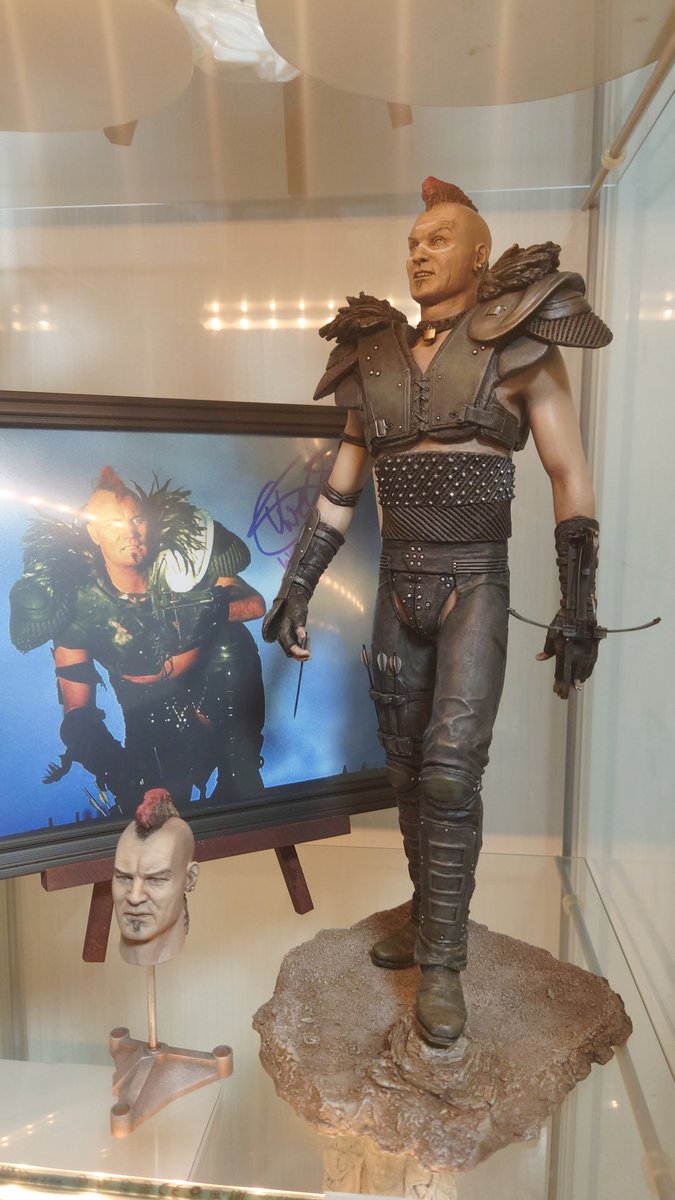 マッドマックス1、2の1/6のガレージキット☺️ロズウェルに製作して