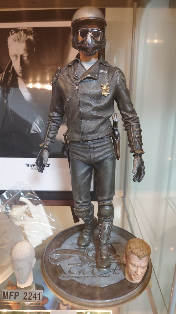 マッドマックス1、2の1/6のガレージキット☺️ロズウェルに製作して