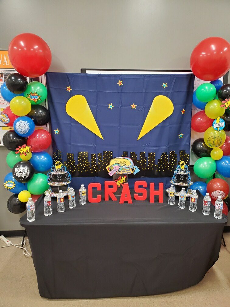 Depot1936's tweet photo. Finishing out the week celebrating Hero Style!!!! Huge shout out to ASDS Michelle @MichelleStagge3 for setting everything up for our associates!!!! #CentralSpiritWeek @Depot1936 @White2Dawn @IsmaelPerezJrHD @BigJoeHomedepot https://t.co/5AnRbElPDg