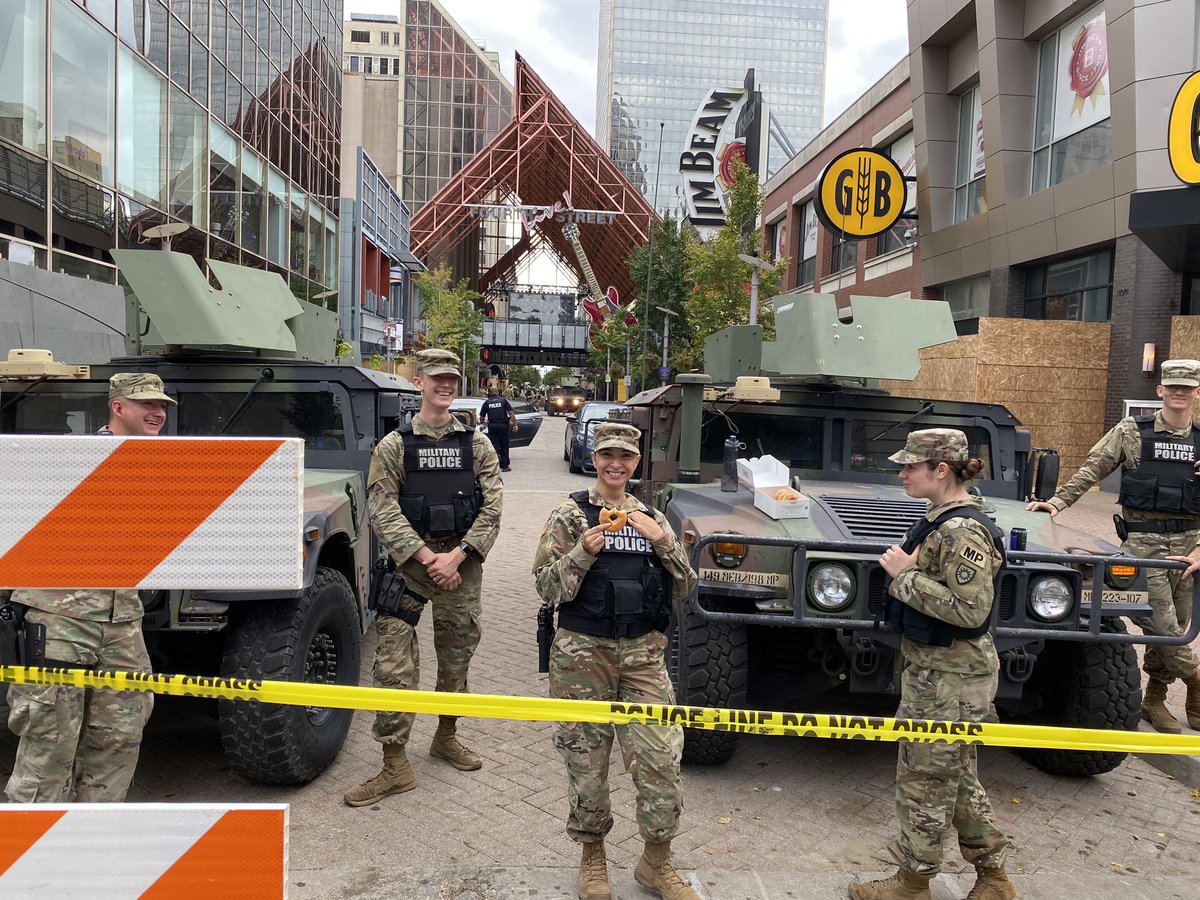 jacobhryan's tweet photo. Greetings from Louisville, KY USA where a heavily armed, militarized cadre of state sanctioned law enforcement will again likely square off with civilians for the umpteenth night in a row. 

But first. Doughnuts. https://t.co/cPv0CMXHWl