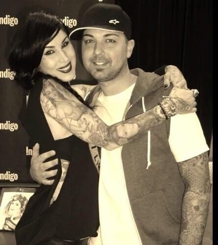 Bloquito4life's tweet photo. Miss you @thekatvond 

Sending you lots of love from Germany ❤ https://t.co/E9QefGvl4z