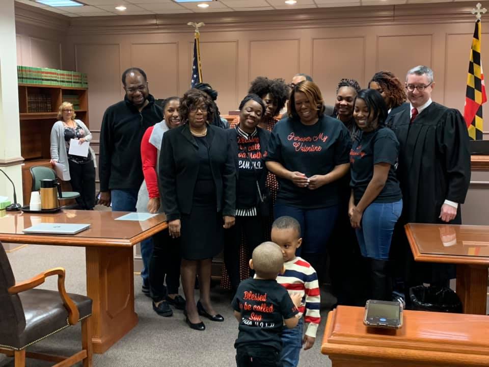 keepjudgedevine's tweet photo. Truly one of the blessings of my job - adoptions!
#voteDEVINE #vote1132020 https://t.co/Z6j95bTCtH