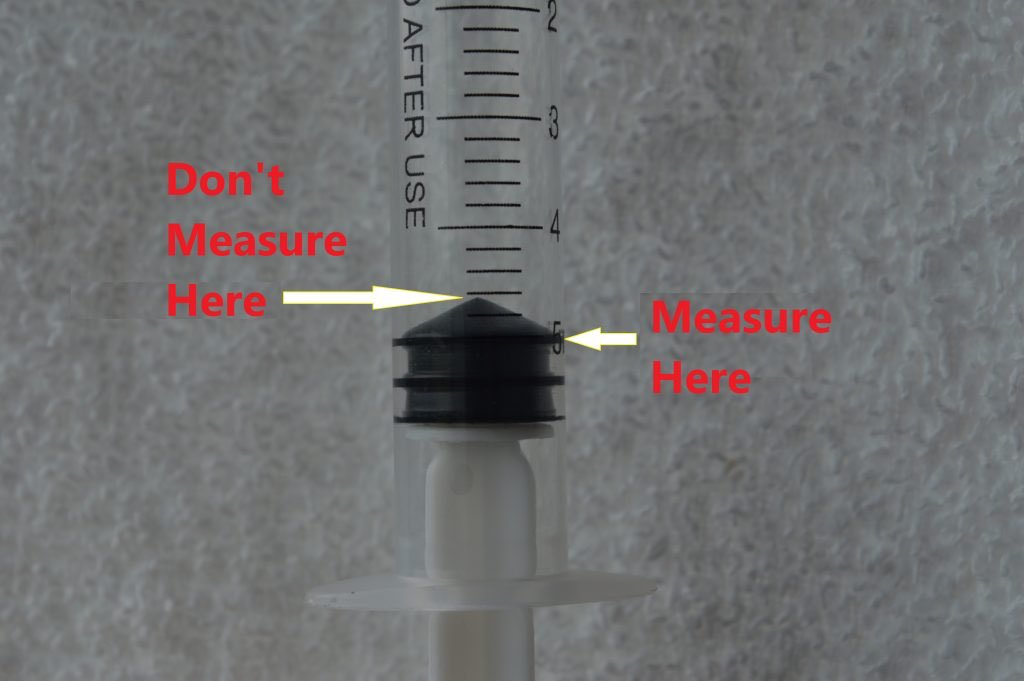 Flat plunger tips may be less confusing than domed plunger tips, but with either style, it’s important to educate that it’s the TOP rubber ring that needs to be lined up with the specified dose line.5/8