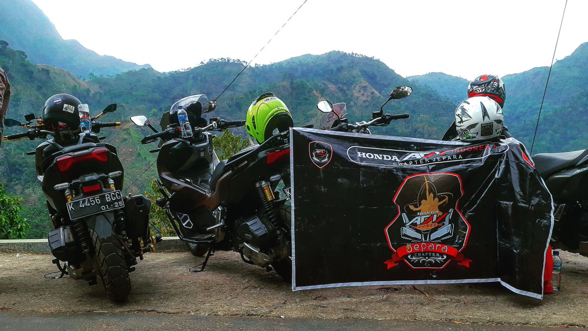 advjepara's tweet photo. Happy weekend biker's 😁
Come and joins with us.
Kita ngopi dan touring bersama - sama.
#haijepara
#haijatengdiy
#adv150jepara
#adv150
#Honda 
#salamsatuhati 
#hondajateng 
#astrahondamotor https://t.co/JLaTlVEoAe