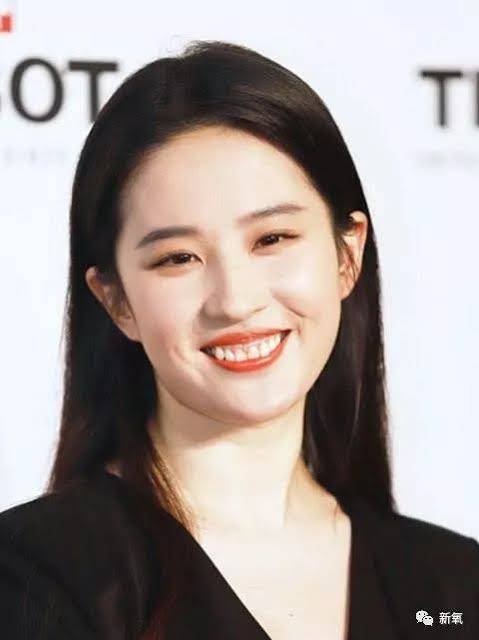 真是毁三观呀 十亿菲给亨特陪睡 年10月26日北美华人网存档 看帖神器