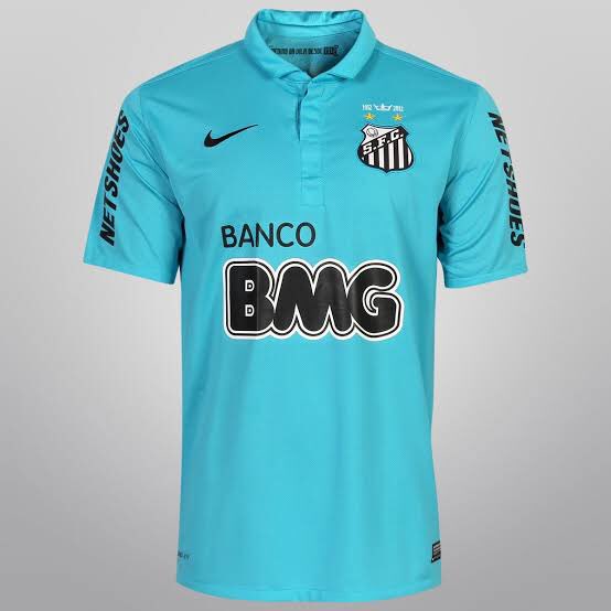bola_of's tweet photo. Tricolor do Morumbi ou Peixão? Quem tem o manto mais bonito? Vote e não esqueça de seguir @bola_of !

São Paulo = like
Santos = retuíte 

E aí? https://t.co/m3ZHHe8M9c