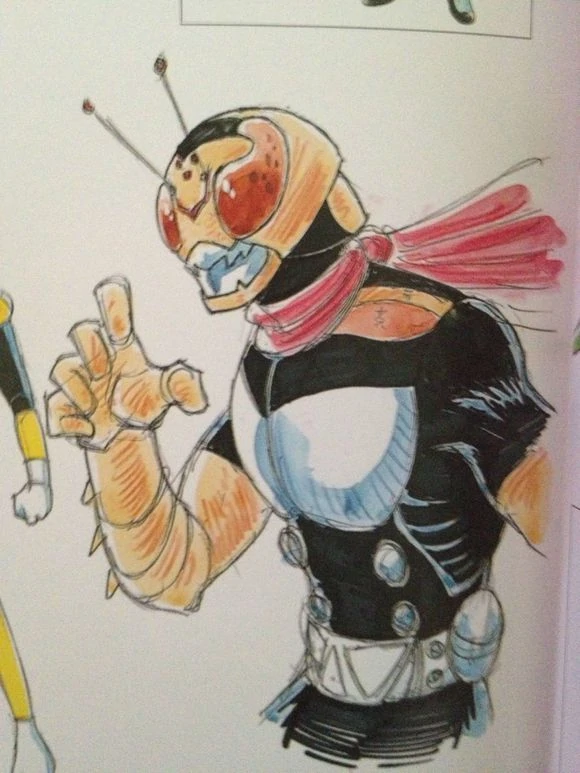 Right here looks like they just went back to the drawing board and decided to make Kuuga a grasshopper rider without realizing they just made Kuuga a yellow Black RXThat big bulging grasshopper face is creepy tho lol