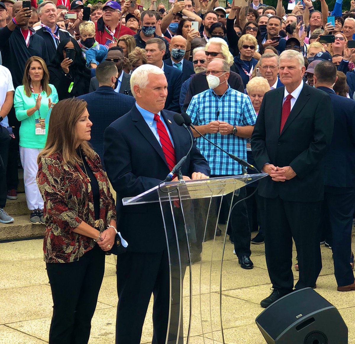 It was my distinct honor to represent Arkansas, the National Association of Christian Lawmakers & my own family at the #PrayerMarch2020 today in Washington, D.C. - I have great hope that God is stirring revival in #America #Election2020  @ChristLawmakers @Franklin_Graham #arpx