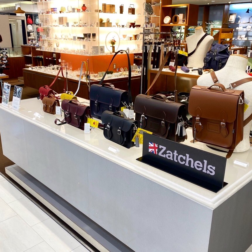 Zatchels Japan Twitterren 名古屋でもイベント開催中 名古屋タカシマヤ内の東急ハンズ名古屋店10f 男の書斎 にて ザッチェルズのpop Upを開催中です 名古屋タカシマヤでは 9 24 9 29まで英国展が開催中です ぜひこの機会にお越しください イベント詳細
