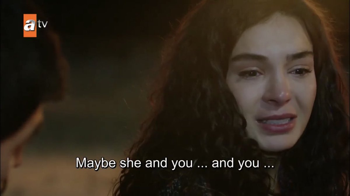 she really can’t stand the thought of losing him I’M OKAY EVERYTHING IS FINE  #ReyMir  #Hercai