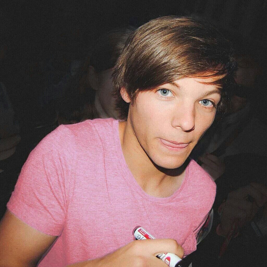 louis as among us characters: a soft thread