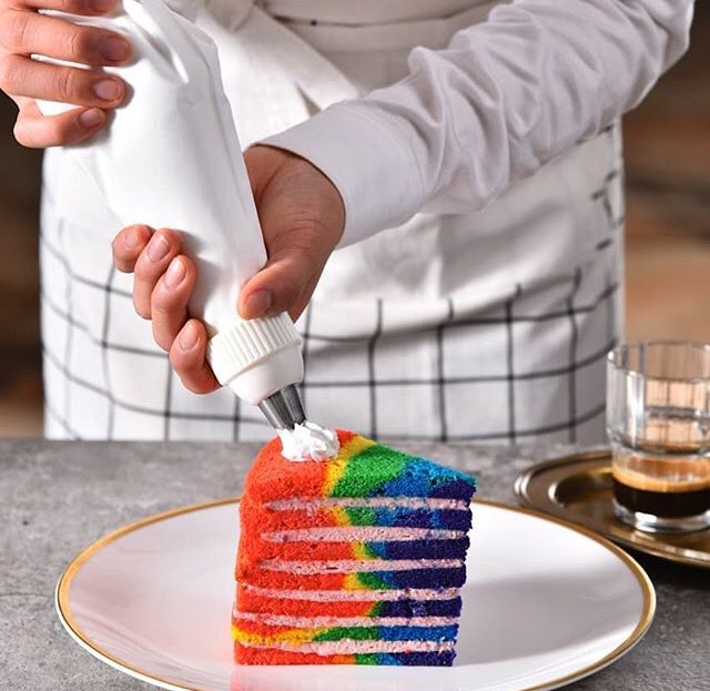 Recibimos sus pedidos por dm. 🍰
Detalles para ordenar en nuestro tweet fijado.  🍨